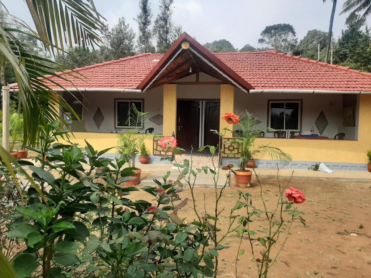 Sunrise Villa Coorg มาดิเครี ภายนอก รูปภาพ